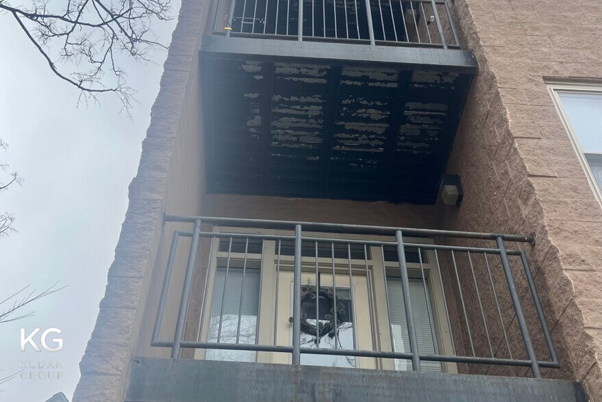 More Photos Of 3559 N Milwaukee Ave, Chicago Apartments For Sale