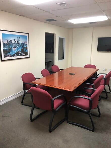 More Photos Of 1920 E Hallandale Beach Blvd, Hallandale Beach Medical For Lease