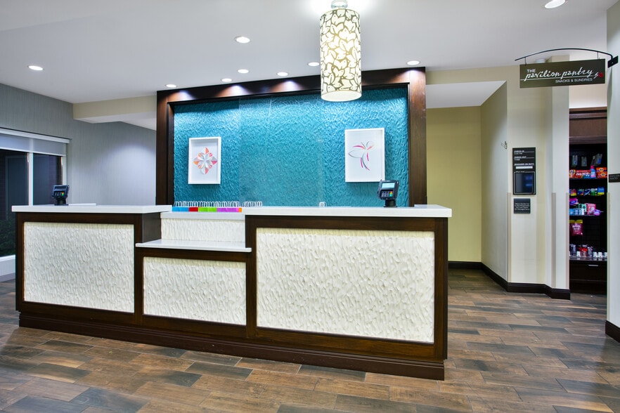 More Photos Of 1300 Cinema Way, Benton Harbor Hotel For Sale