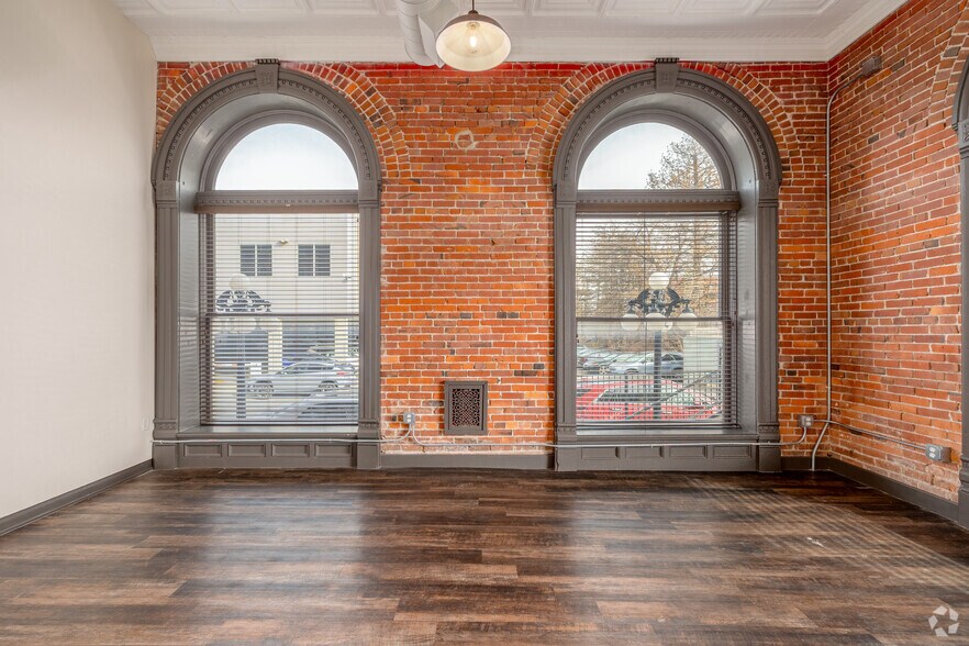 More Photos Of 619 E William St, Wichita Apartments For Sale