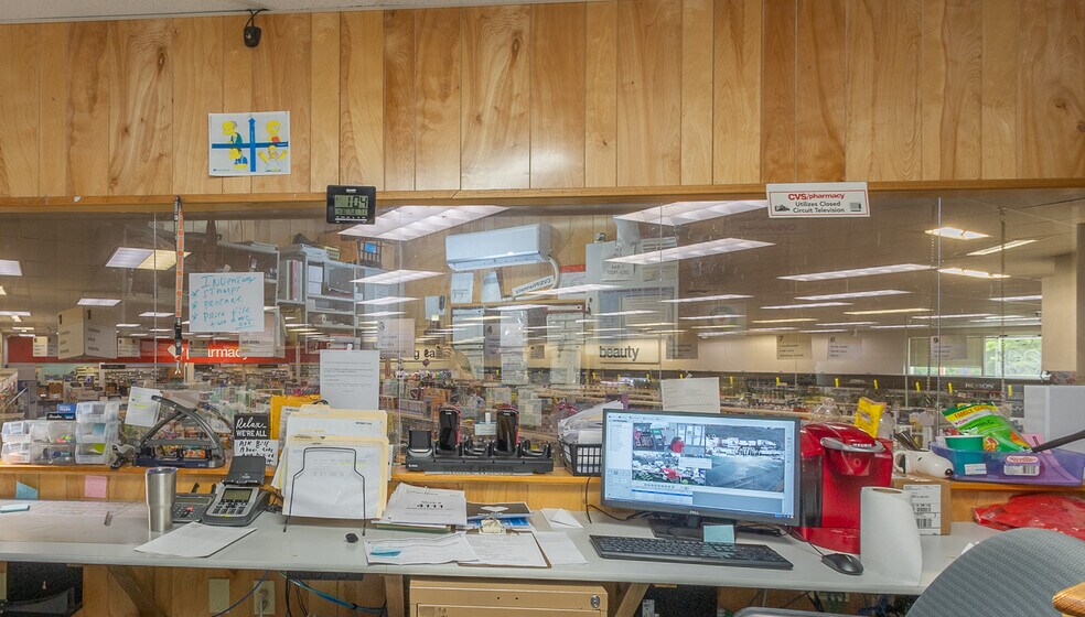 More Photos Of 2814 N Main St, Anderson General Retail For Sale