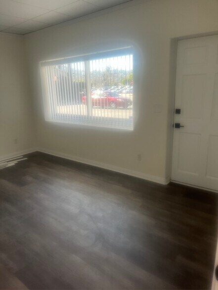 More Photos Of 4110 Cahuenga Blvd, Toluca Lake Office Residential For Lease