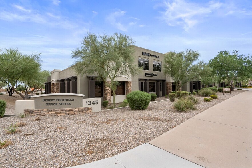 More Photos Of 1345 E Chandler Blvd, Phoenix Office For Lease