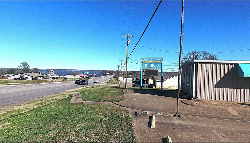 More Photos Of 1001 E Cedar Creek Pky, Seven Points Office For Sale