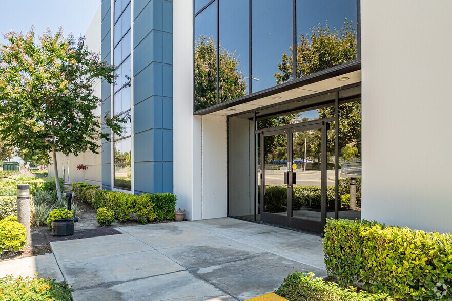 More Photos Of 21858 Garcia Ln, City of Industry Warehouse For Lease