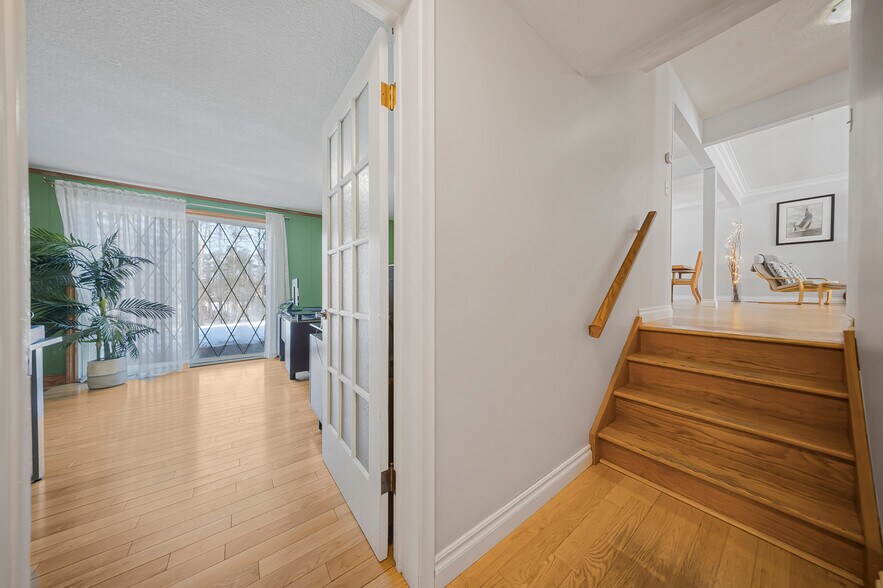 More Photos Of 4871 Wellington Road 29, Guelph Warehouse For Sale