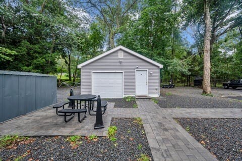 More Photos Of 440 Middle Country Rd, Middle Island Apartments For Sale