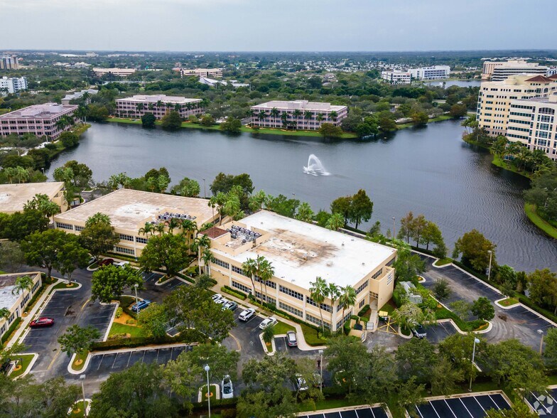 More Photos Of 861 SW 78th Ave, Plantation Office For Lease