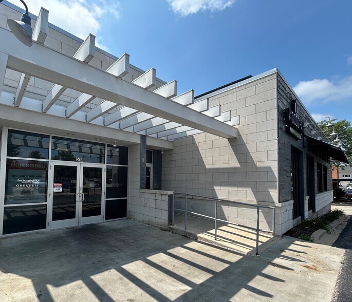 More Photos Of 515 Roosevelt Rd, Glen Ellyn General Retail For Sale