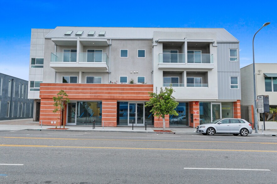 More Photos Of 2336 Westwood Blvd, Los Angeles Apartments For Lease