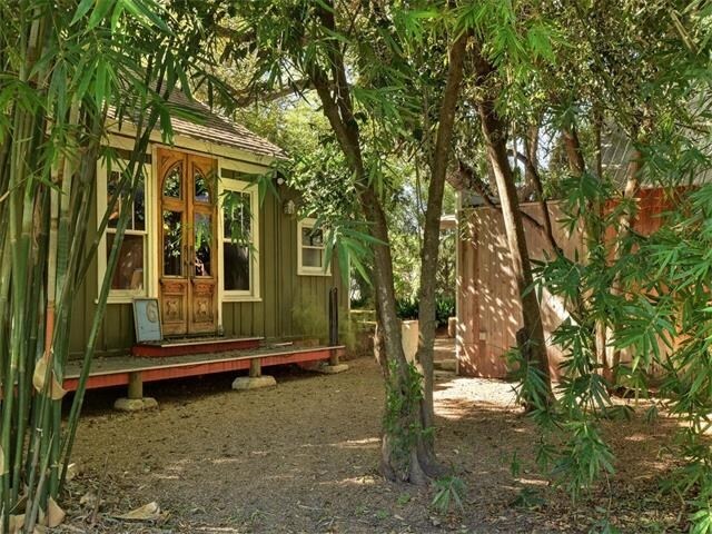 More Photos Of 638 Tillery St, Austin Office For Sale