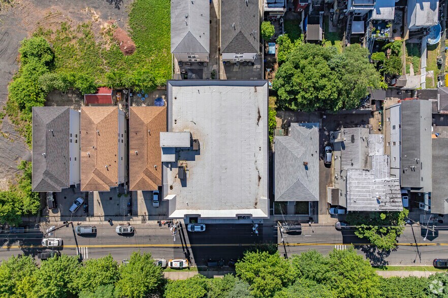 More Photos Of 313-315 Lake St, Newark Apartments For Sale