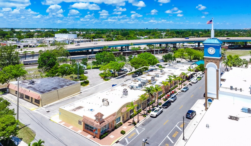 More Photos Of 101-161 NE 2nd Ave, Deerfield Beach Unknown For Lease