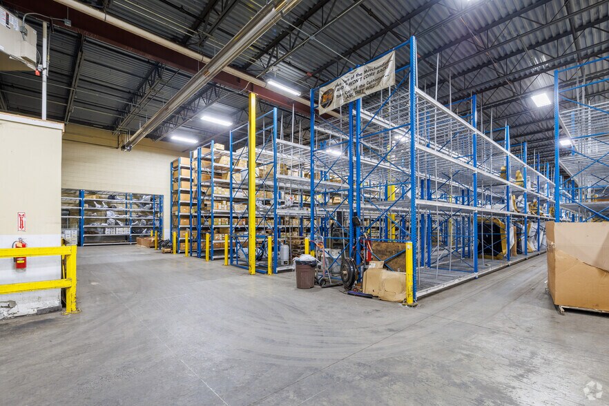 More Photos Of 1770-1810 Lemoyne Ave, Syracuse Warehouse For Sale