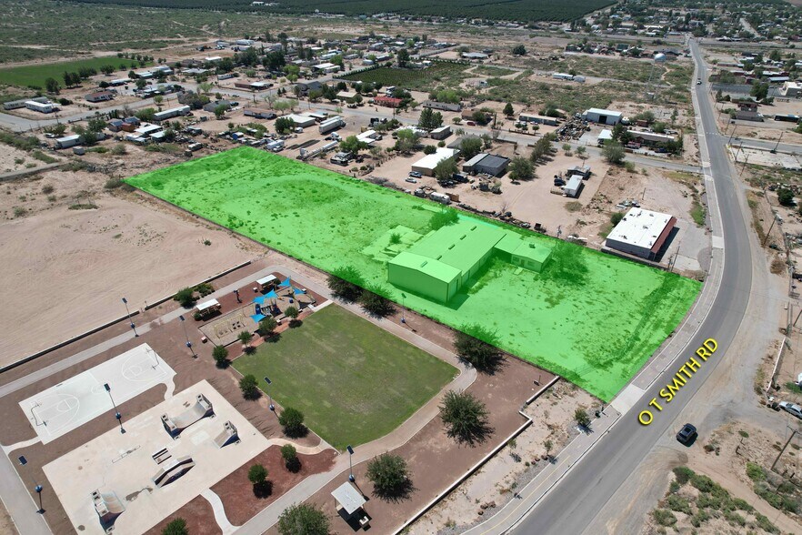 More Photos Of 200 O T Smith Rd, Tornillo Warehouse For Sale