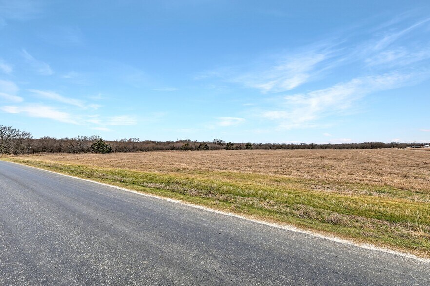 More Photos Of Southmayd Rd, Collinsville Land For Sale