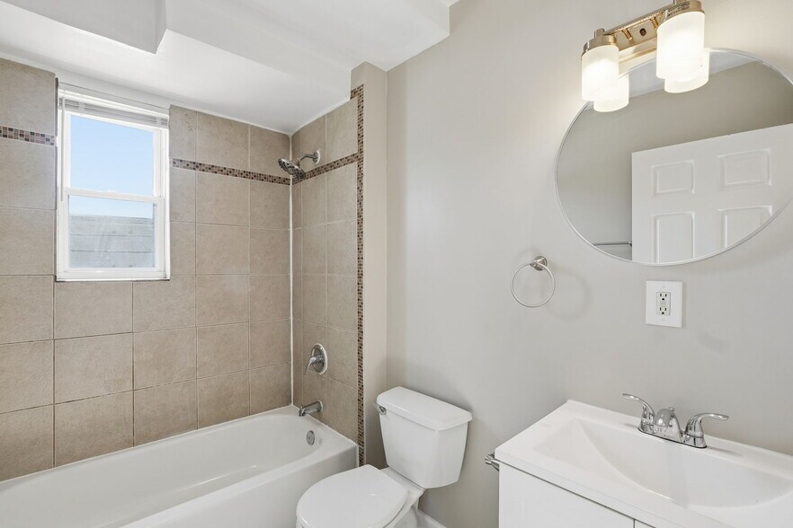 More Photos Of 1300 Congress St SE, Washington Apartments For Sale