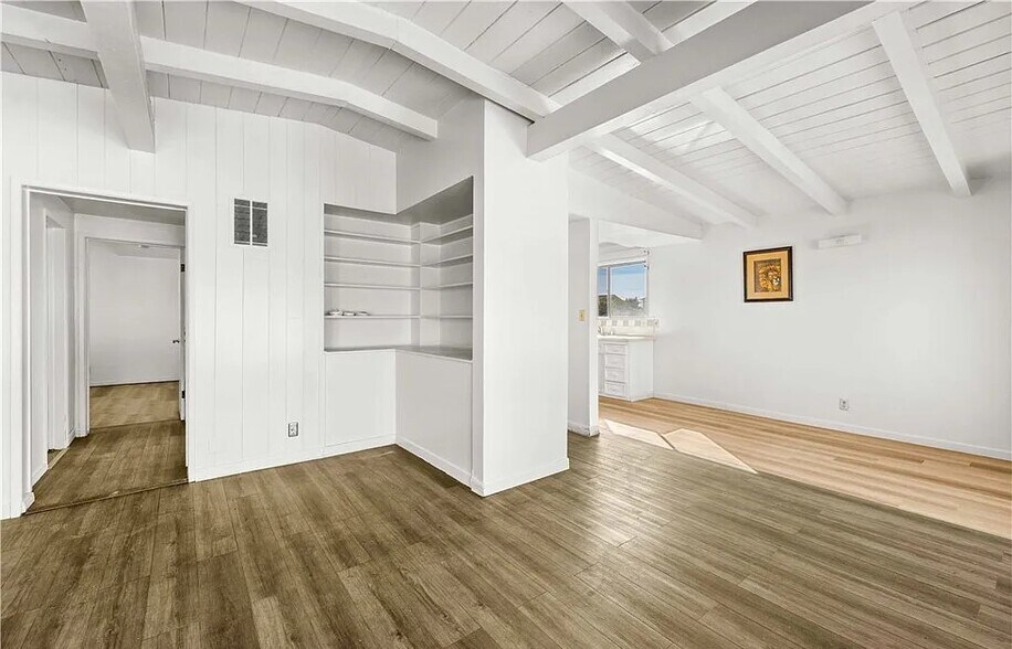 More Photos Of 254 W 83rd St, Los Angeles Apartments For Sale