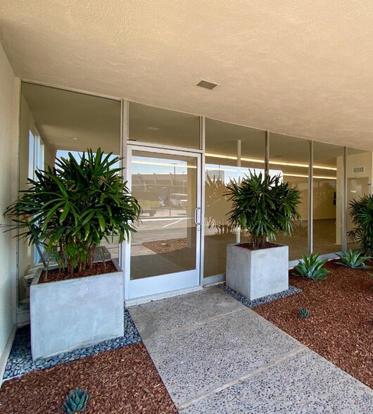 More Photos Of 9152 Rosecrans Ave, Bellflower Land For Lease