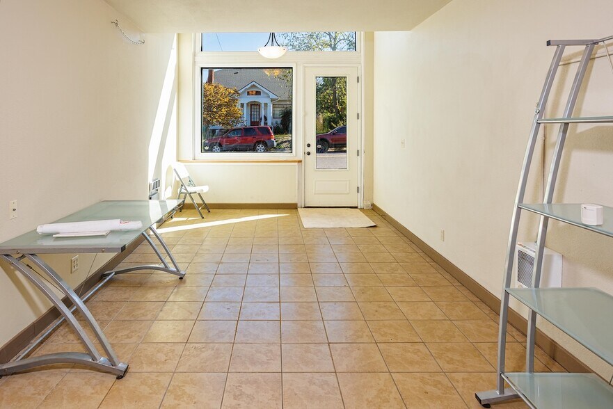 More Photos Of 7001-7013 N Albina Ave, Portland Freestanding For Lease