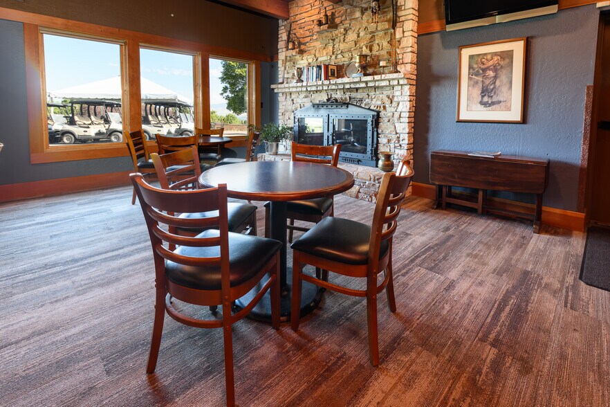 More Photos Of 102 Ben Hogan Dr, Missoula Office For Sale