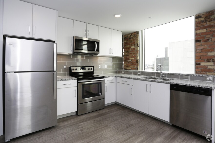 More Photos Of 285 Western Ave, Muskegon Apartments For Lease
