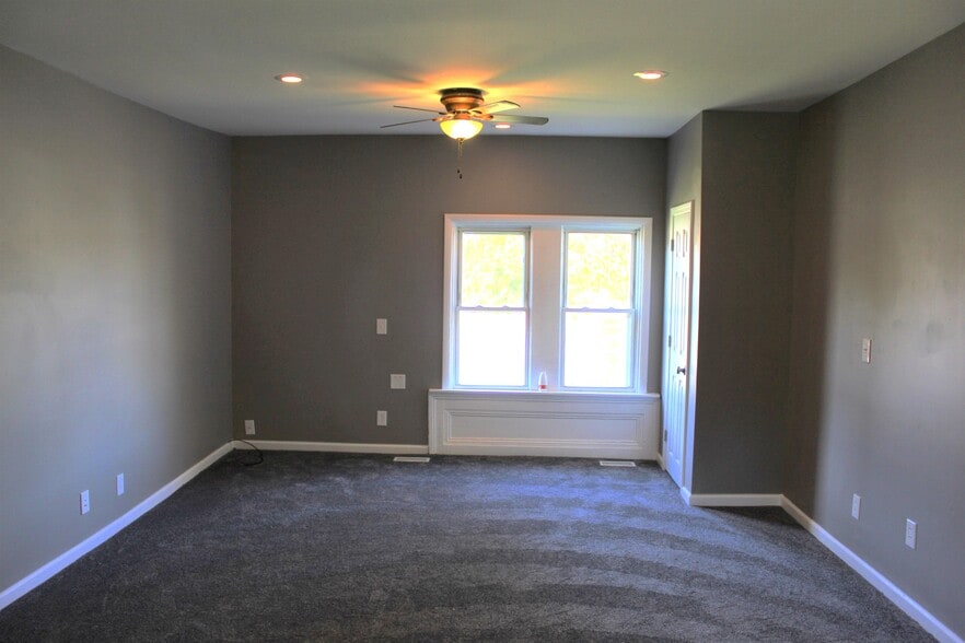More Photos Of 801 S Mill St, Clio Apartments For Sale