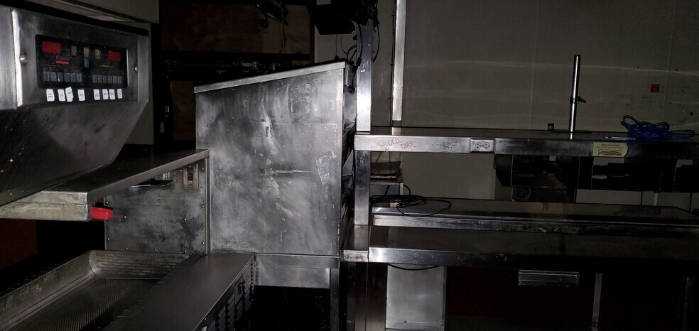 More Photos Of 92 16th St, Wheatland Freestanding For Sale