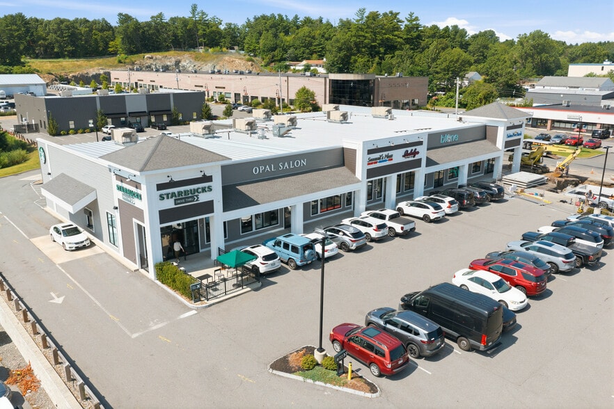 More Photos Of 227 S Main St, Middleton Storefront For Lease
