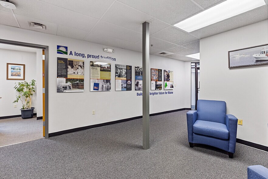 More Photos Of 323 State St, Augusta Office Residential For Sale