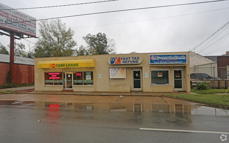 More Photos Of 1522 Broad St, Selma General Retail For Sale