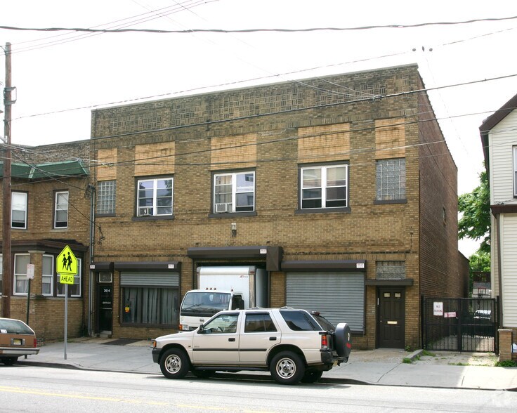 More Photos Of 2614 Summit Ave, Union City Warehouse For Sale