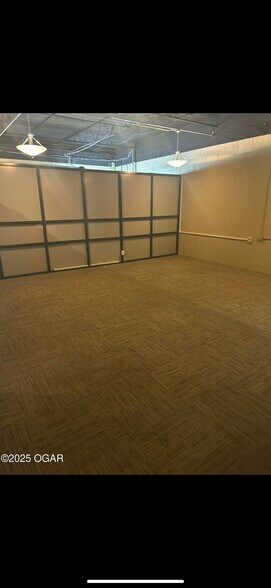 More Photos Of 108 Dairy st, Monett Office For Sale