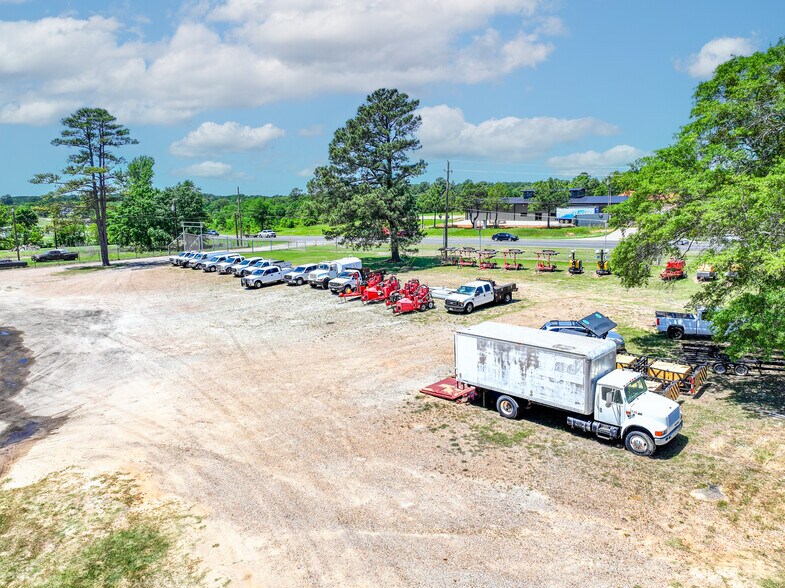 More Photos Of 20741 State Highway 155 S, Flint Light Manufacturing For Sale