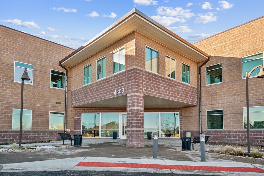 More Photos Of 4809 Argonne St, Denver Medical For Lease