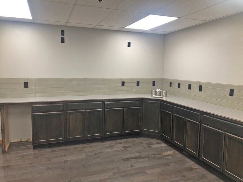 More Photos Of 110 S Main St, Wichita Office Residential For Sale