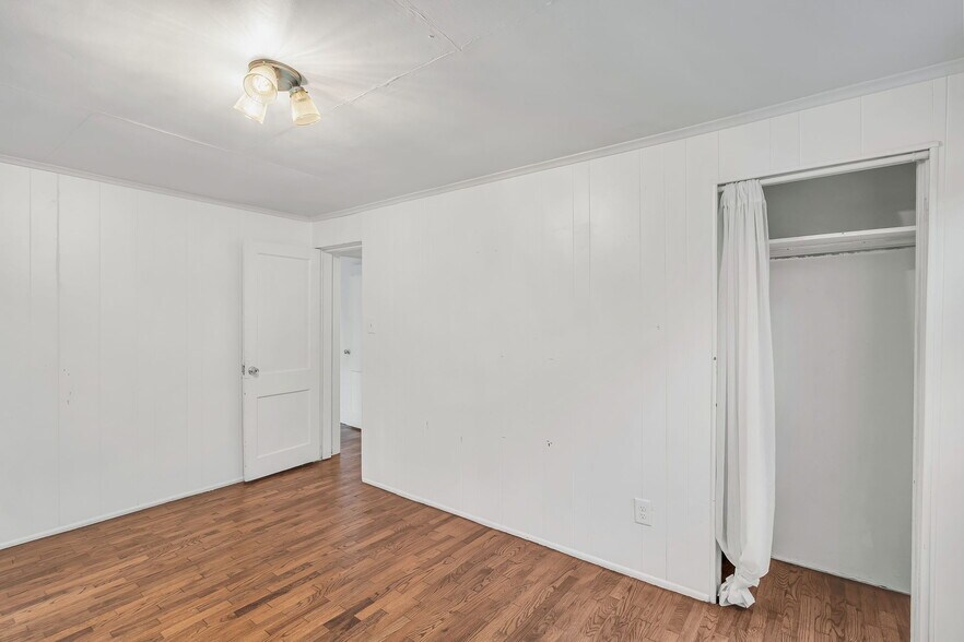 More Photos Of 1507 Sumner Ave, Charleston Office Residential For Sale