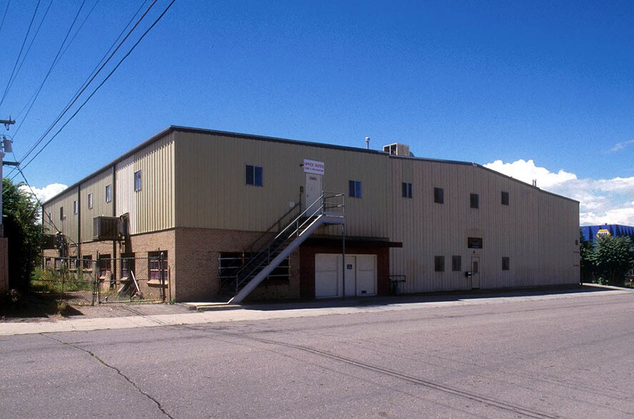 More Photos Of 3300 E 43rd Ave, Denver Manufacturing For Sale