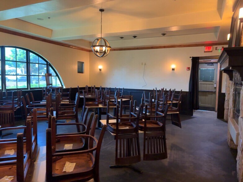 More Photos Of 5575-5555 S Virginia St, Reno Unknown For Lease