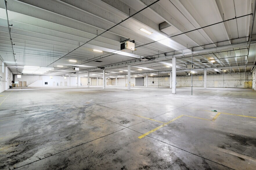 More Photos Of 701 Topeka Way, Castle Rock Manufacturing For Sale