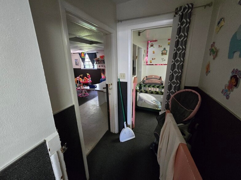 More Photos Of 8810 W Norfolk St, Tampa Schools For Sale