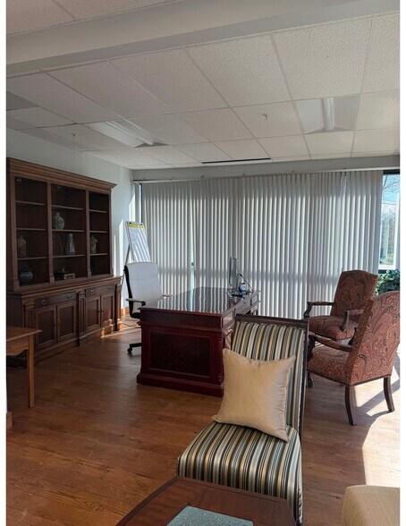 More Photos Of 6230 Shiloh Rd, Alpharetta Office For Lease