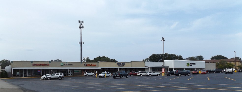 More Photos Of 1324-1424 E Grandview Blvd, Erie Unknown For Lease