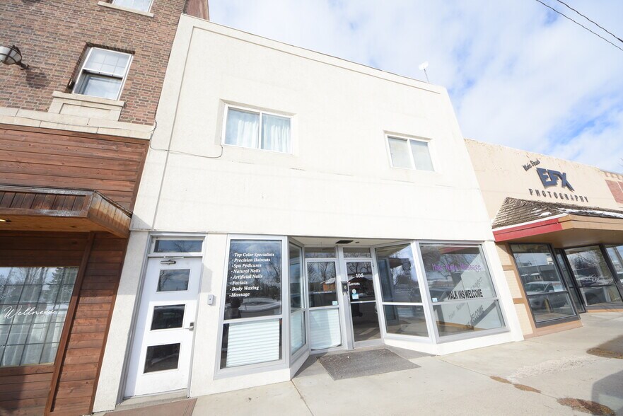 More Photos Of 105 E Main St, Laurel General Retail For Lease