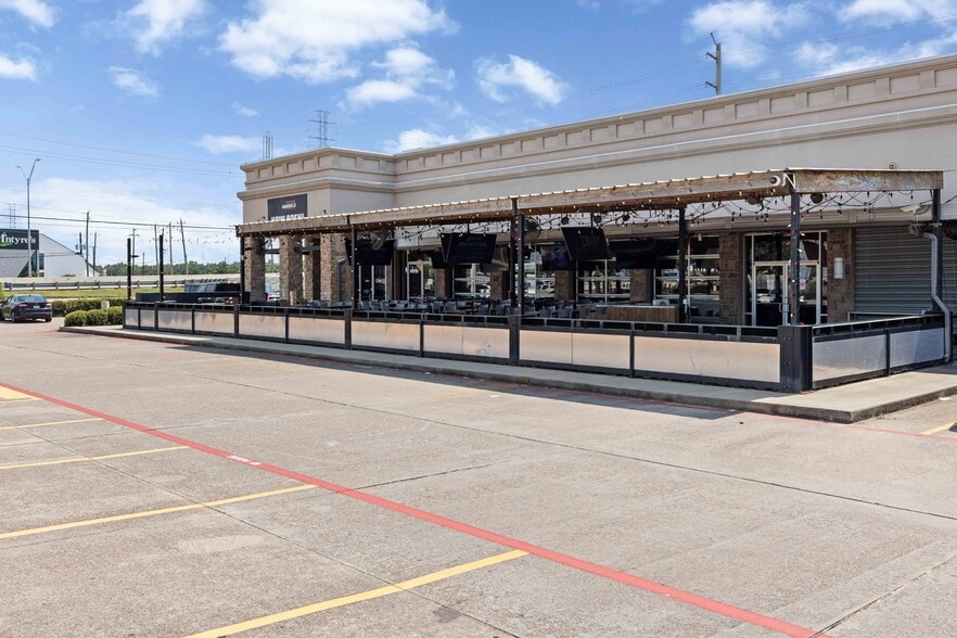 More Photos Of 803 E NASA Rd 1, Webster Unknown For Lease