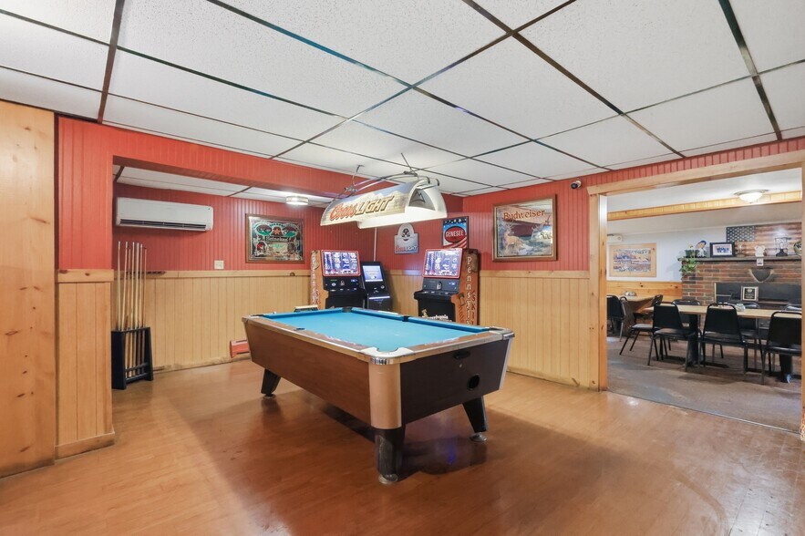 More Photos Of 225 Owego Turnpike, Waymart Specialty For Sale