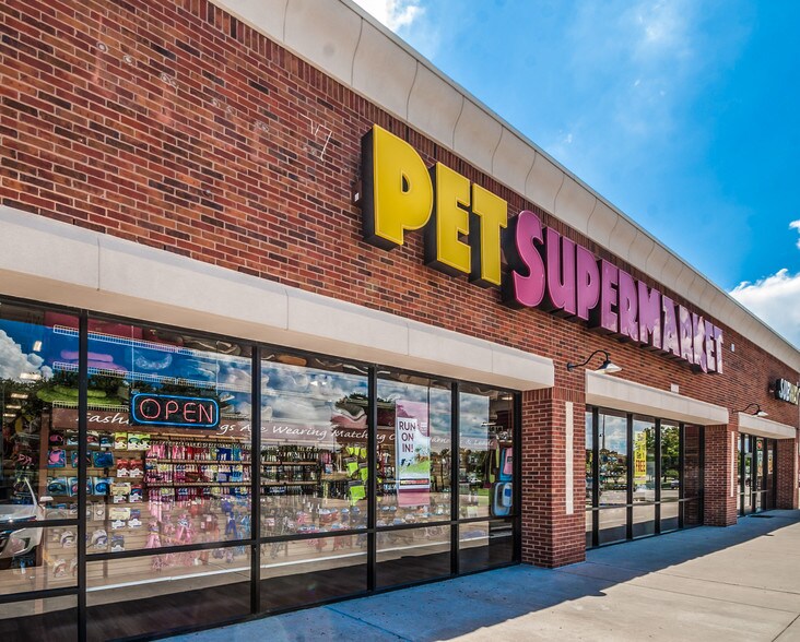 More Photos Of 8415 Davis Blvd, North Richland Hills Unknown For Lease