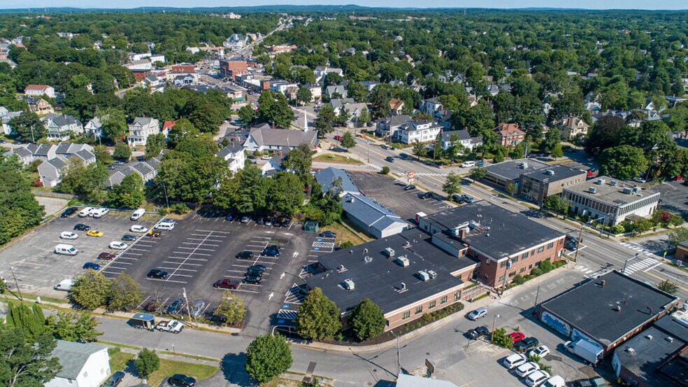 More Photos Of 550 Forest Ave, Portland Office For Lease