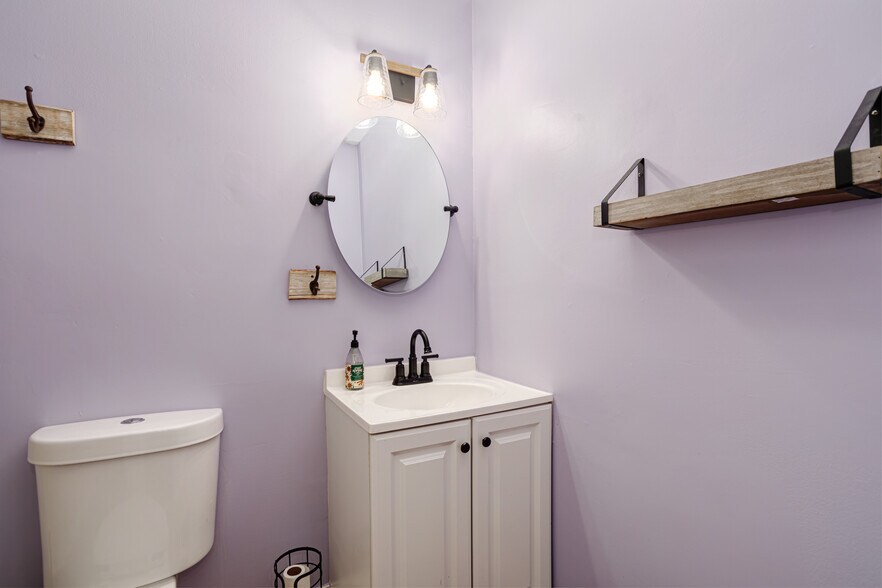 More Photos Of 200-208 E Palestine Ave, Madison Apartments For Sale