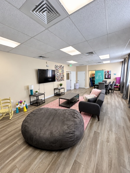 More Photos Of 2230 S Fraser St, Aurora Medical For Sale